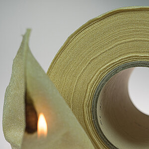 [Translate to Italienisch:] Aramid fibre embroidery backing EZEE Fire Fighter